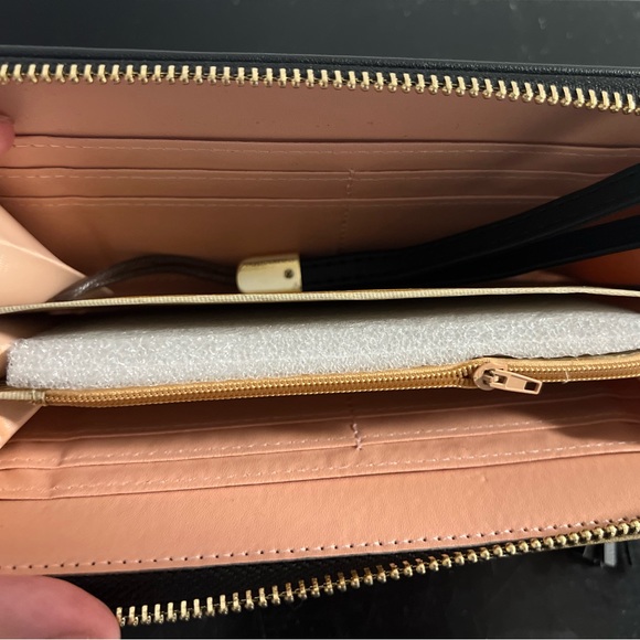 Brand New Large Multi Colored Wallet (Never been used) - Picture 2 of 2